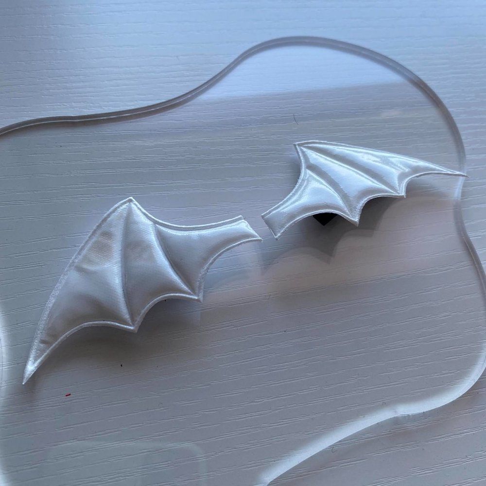 Devil Wings White Clips - Picture 3 of 3
